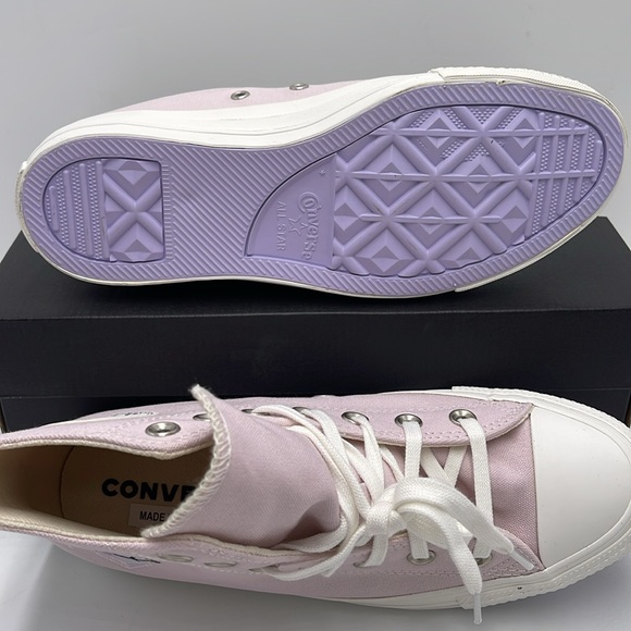 Converse WMNS CTAS HI
BARELY ROSE/VINTAGE WHITE A03740C Sneakers - Picture 4 of 16